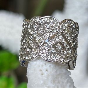 Wide Band Hearts set w  Swarovski Crystals Ring Size 6 $16ea or bundle 3/$25